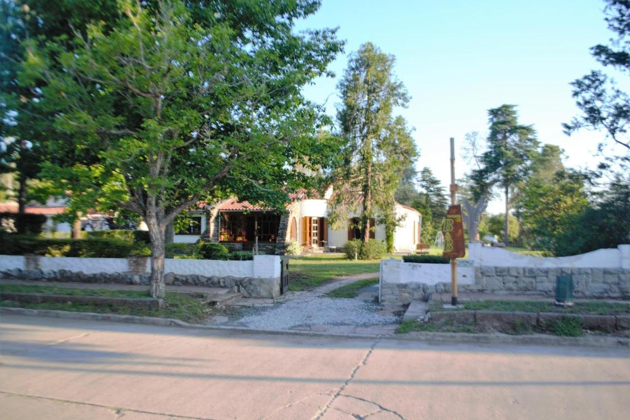 Casa De Huespedes - B&B Вилья-Джардино Экстерьер фото
