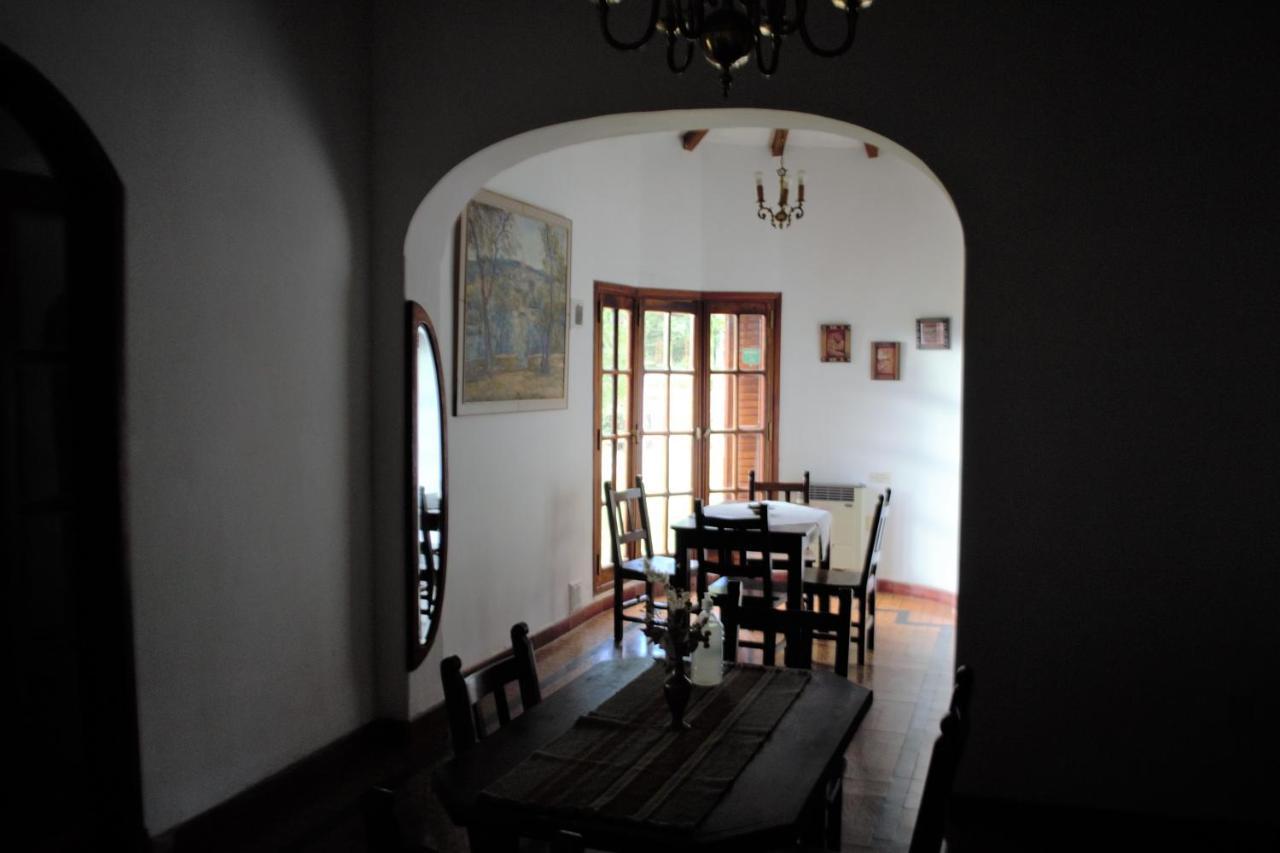 Casa De Huespedes - B&B Вилья-Джардино Экстерьер фото